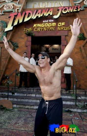 Jan Klod Van Damme cavanlıqdan qocalığa [Foto]