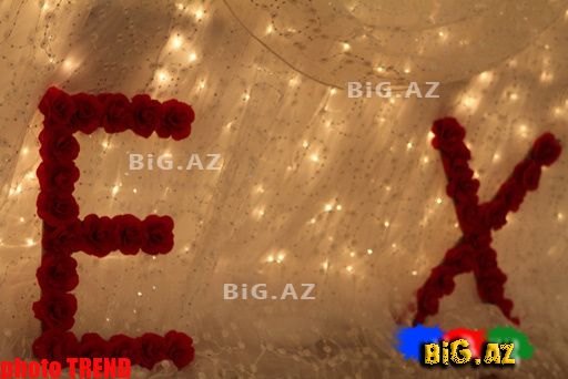 Emil Bədəlov ilin toyunu çaldırdı (Foto)