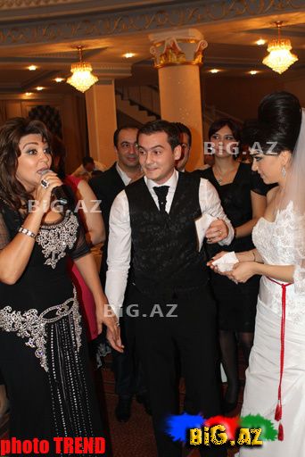 Emil Bədəlov ilin toyunu çaldırdı (Foto)