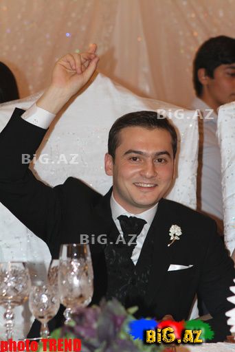 Emil Bədəlov ilin toyunu çaldırdı (Foto)