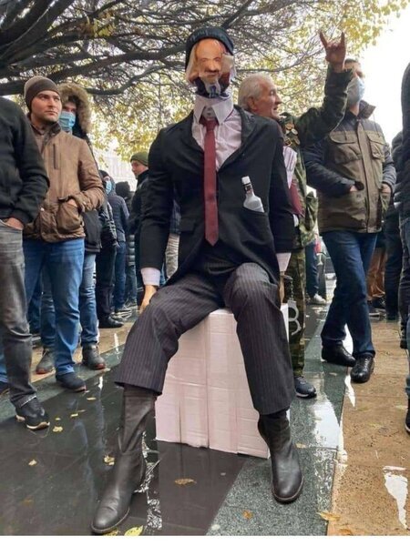 Ermənilər Paşiyanın 