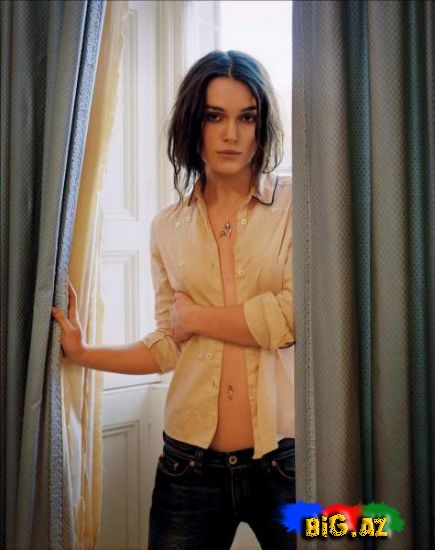 Keira Knightley gözəl siması ilə çoxlu fanat toplayır