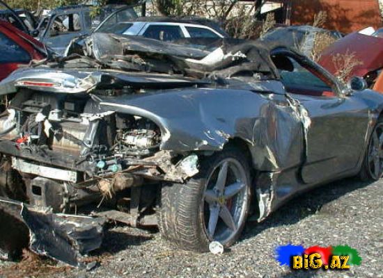 2011-ci ilin ən bahalı avtomobil qəzaları
