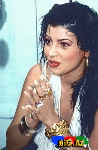 Azərbaycanlı müğənnilərin keçmiş və indiki görkəmləri (Foto)