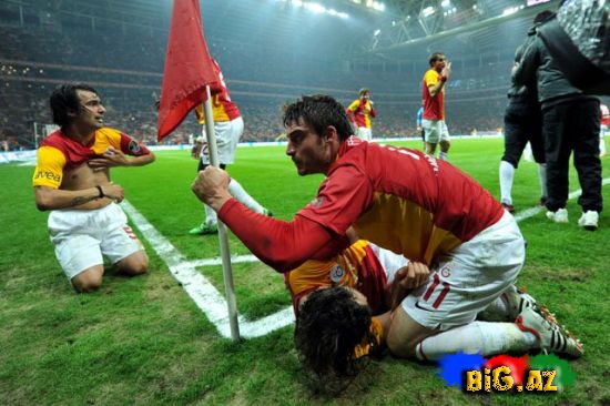 Türkiyə Super-Liqası`nda Möhtəşəm Derbi: Galatasaray 3:2 Beşiktaş