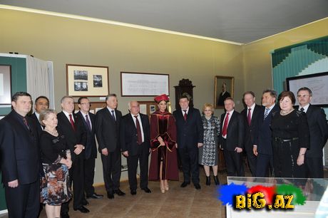 Mehriban Əliyeva Fəxri professor seçildi (Fotolar)
