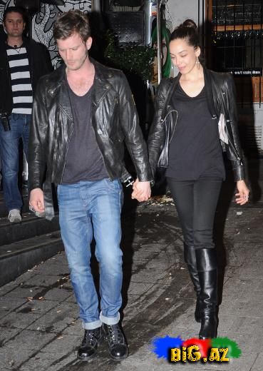 Kıvanç Tatlıtuğ və Azra Akın əl-ələ (Fotolar)