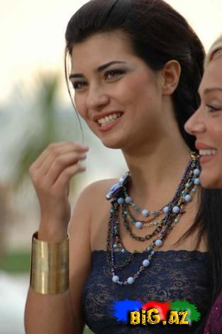 Tuba Büyüküstün geri döndü (Fotolar)