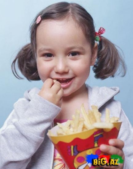 Uşaqların mütləq yeməsi lazım olan 10 əhəmiyyətli yemək (Siyahı)