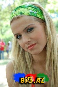 Hazal Kaya, Çagatay Ulusoy, Ceyda Ateş (Uşaqlıq şəkilləri)