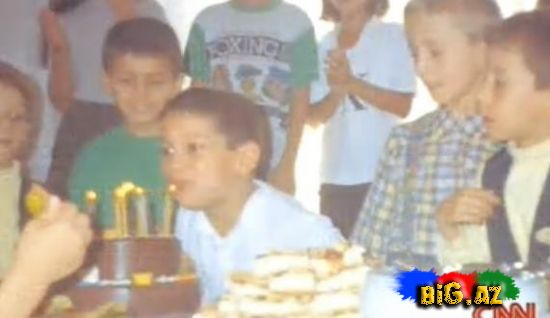 Hazal Kaya, Çagatay Ulusoy, Ceyda Ateş (Uşaqlıq şəkilləri)