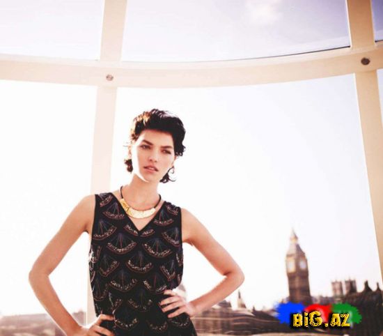 Supermodel Arizona Myuz