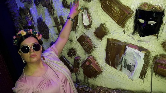 Elza bu əşyalara şeir həsr etdi - FOTOSESSİYA