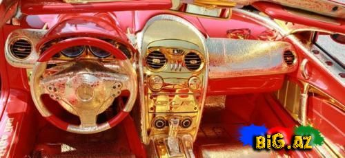 Ən bahalı maşın: qızıl Mercedes (Fotolar)