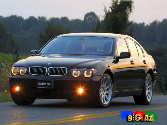 BMW 745 (Fotolar)