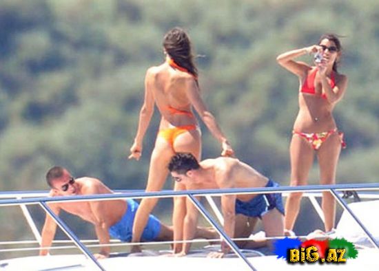 Cristiano Ronaldo və Irina Shayk Fransada istirahətdə (Fotolar)