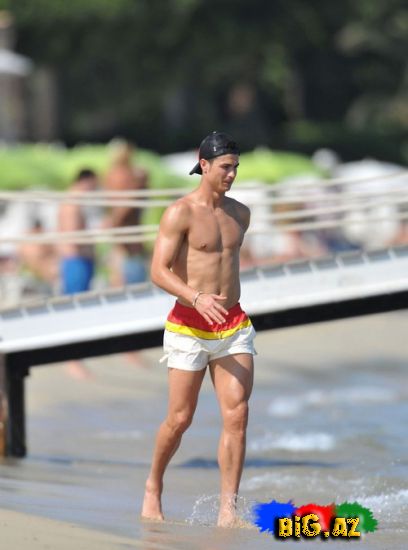 Cristiano Ronaldo və Irina Shayk Fransada istirahətdə (Fotolar)