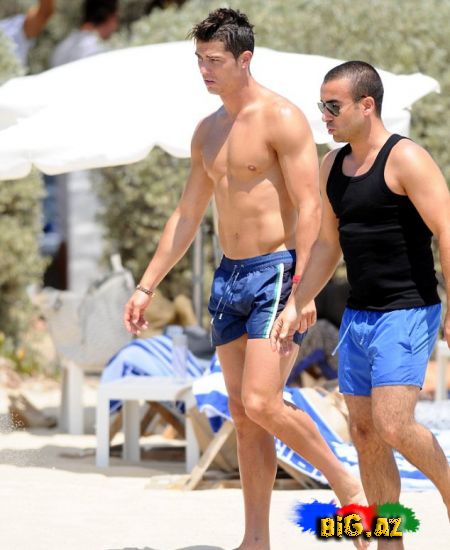 Cristiano Ronaldo və Irina Shayk Fransada istirahətdə (Fotolar)