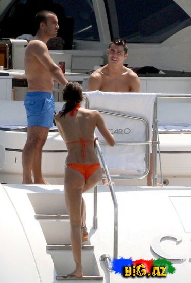 Cristiano Ronaldo və Irina Shayk Fransada istirahətdə (Fotolar)