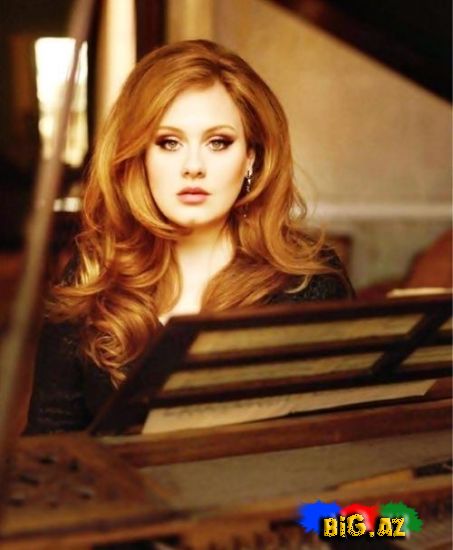 Grammy mükafatlı İngilis müğənni Adelenin iki ay içində doğum edəcəyi iddia edildi (Fotolar)