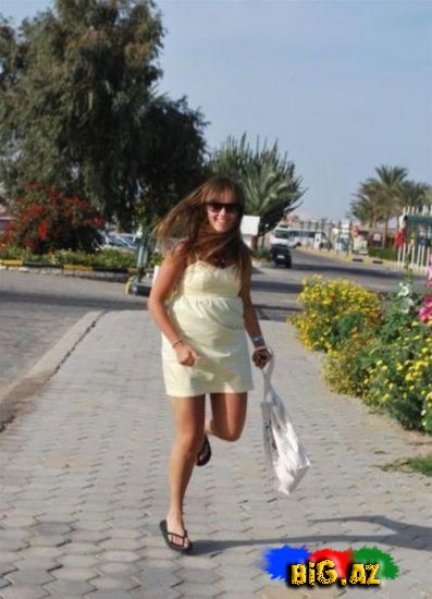 Məktəbli kök qız füsunkar gözəl bir qıza çevrildi (Fotolar)