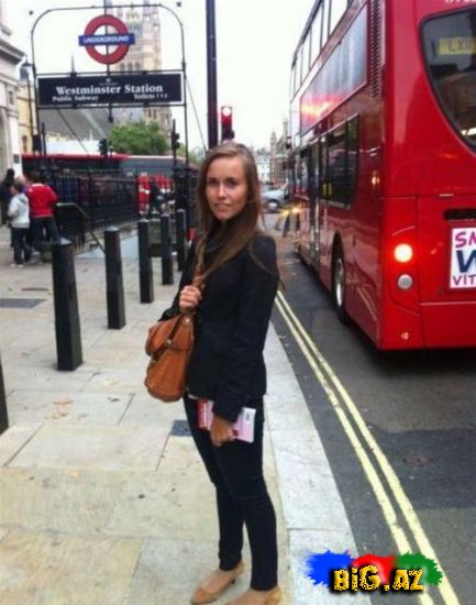 Məktəbli kök qız füsunkar gözəl bir qıza çevrildi (Fotolar)