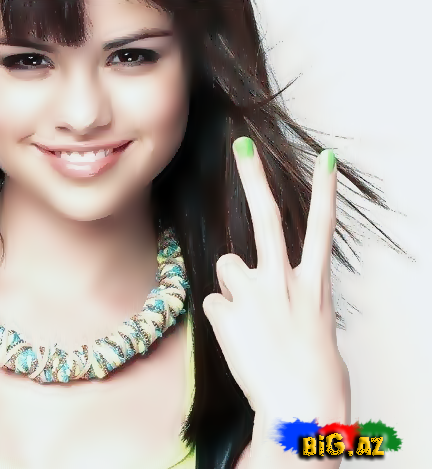 Rəngarəng Selena Gomez