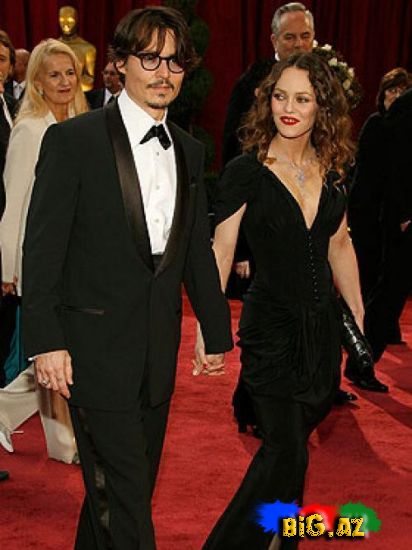 Məşhur Johnny Depp, 14 ildir birlikdə olduğu və ayrıldığı Vanessa Paradis'a geri döndü (Fotolar)