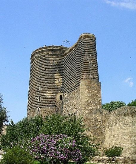 Qız qalası ərə gedir...!?