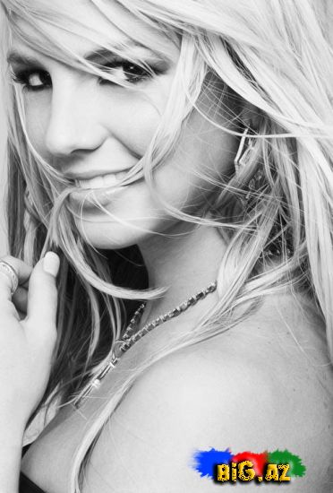 Britney Spears Xususi pozalarda (Foto)