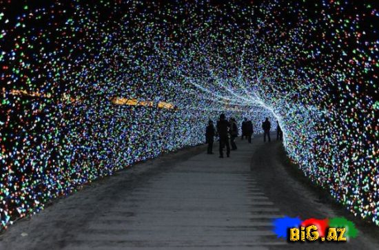 Minlərlə lampadan Tunel (Foto)