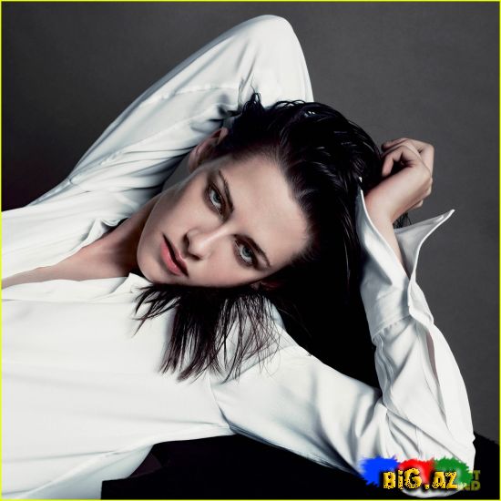 Kristen Stewart Covers V Jurnalının Baharında 2013 (Foto)
