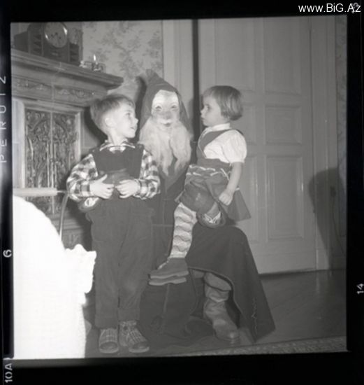 Uşaqları qorxudan Santa Klaus – Dəhşətli şəkillər (Foto)