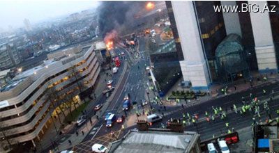 Londonun mərkəzində helikopter qəzaya uğradı (Foto, Video)
