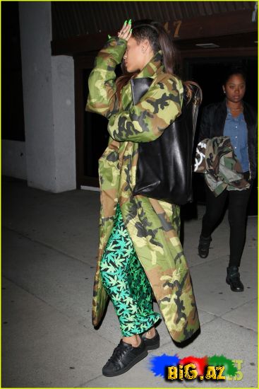 Rihanna və Chris Brown: Studiyadan Çıxışları (Fotolar)