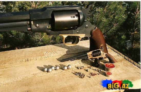 Ən böyük revolver - (Foto)
