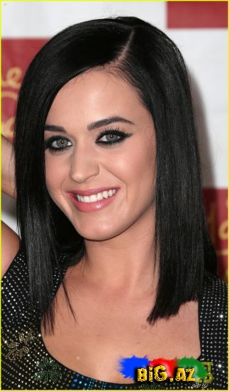 Katy Perry mum fiqurunun təqdimatında - (Foto)