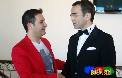 Rəşad İlyasov "Mənə əllərini ver" dedi... (Foto, Video)