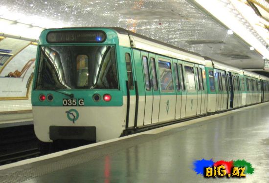 Metronun yeni qatarları niyə depoda saxlanılır?