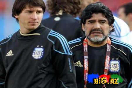 Maradona "Barselona"ya qayıtmaq fikrinə düşüb