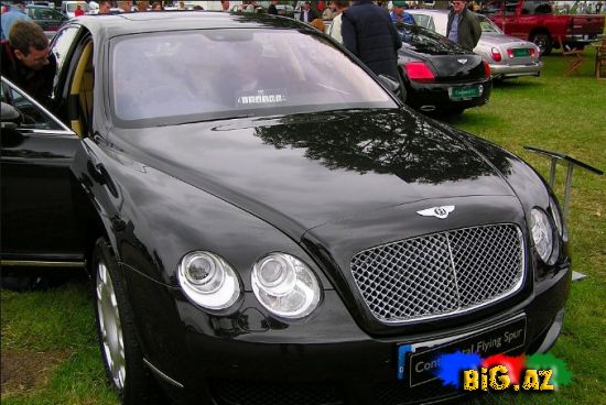 Bentley-in ən güclü sedanı (Fotolar)