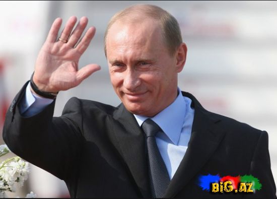 Vladimir Putin necə formada qalır?