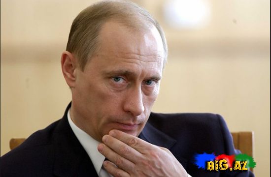 Vladimir Putin necə formada qalır?