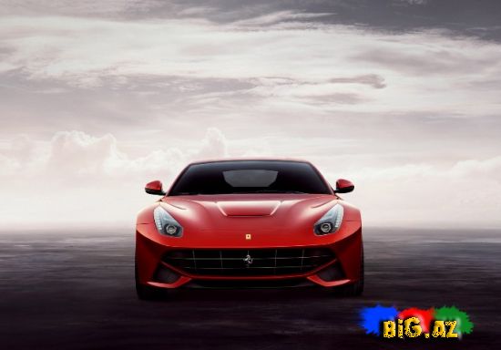 Lüks Ferrari F12 Berlinetta (Fotolar)