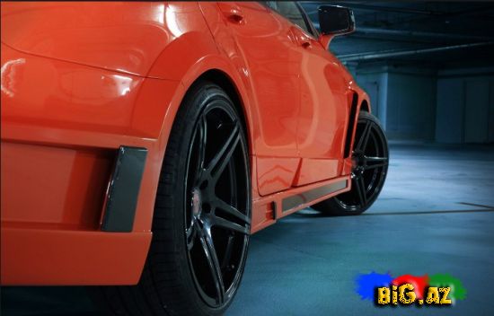 Yenilənmiş Mercedes-Benz CLS 63 AMG Stealth (Fotolar)