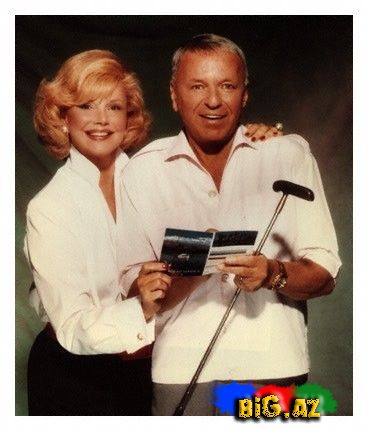 Arvadına boşanmaya razılıq verməsi üçün yalvardı... (Foto, Video)