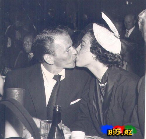 Arvadına boşanmaya razılıq verməsi üçün yalvardı... (Foto, Video)