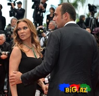Hülya Avşar 15 milyonu üstündə gəzdirir (Foto)