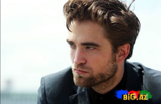 Robert Pattinson yenə xəyanətə uğradı