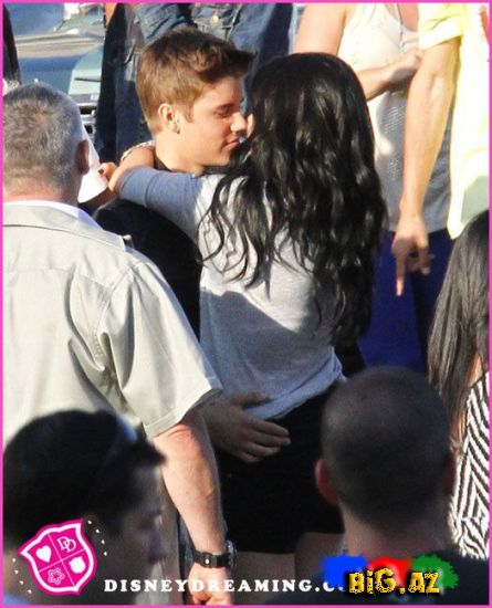 Selena Gomez bəkarətini Justin Bieberla pozub (Fotolar)